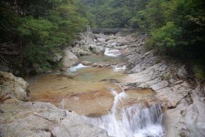 天堂寨白馬大峽谷