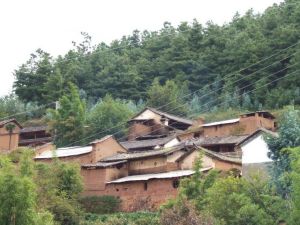 小黃草壩村