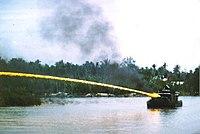 圖2 美國海軍在越南戰爭用火焰噴射器