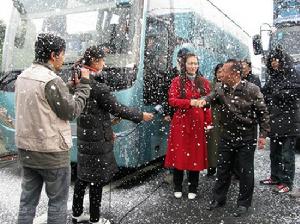 （圖）冰雪同行