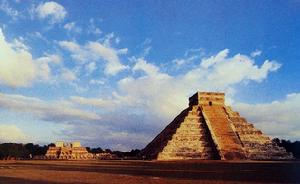 墨西哥羽蛇神金字塔
