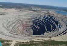 俄羅斯烏達奇納亞鑽石礦洞