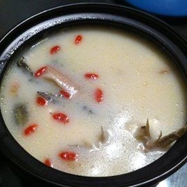 昂刺魚豆腐湯