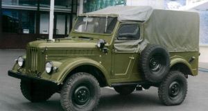 軍用汽車