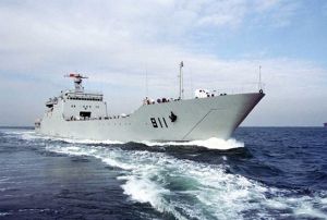 天柱山號坦克登入艦