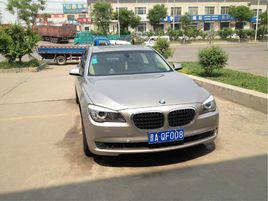 寶馬 750LI