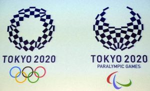 2020年東京奧運會（左）及殘奧會會徽