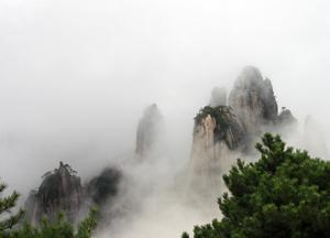 雲霧寺