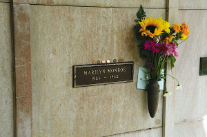 瑪麗蓮·夢露的墓位