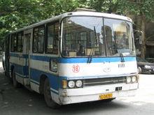 2001-2005年18路使用的長江6151型鉸接客車