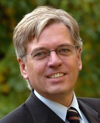 哈特穆特•莫凌（Hartmut Möllring）財政部部長