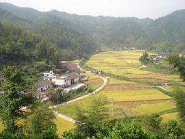 平富村[廣東省韶關樂昌市廊田鎮下轄村]