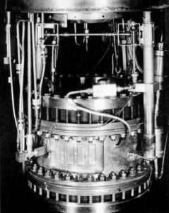 阿耳瓦雷茨1959年建成的72英寸氣泡室