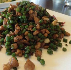 梅菜肉末炒豆角