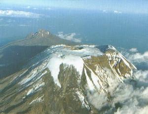 （圖）吉力馬札羅山