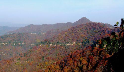 黃龍山[陝西省延安地區山脈]