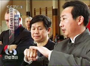 李明治校長法國講學