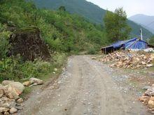 雲南玉龍納西族自治縣巨甸鎮後箐村進村道路