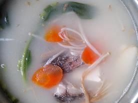 豆腐鯽魚湯