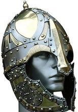 中世紀騎士頭盔