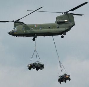 CH-47“支努乾”運輸直升機