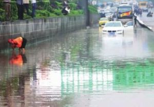 暴雨模式