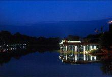 金雁湖夜景
