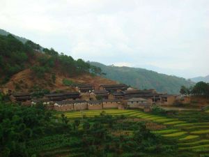 祭羊山村