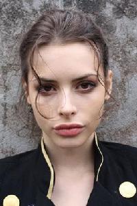 Charlotte Kemp Muhl