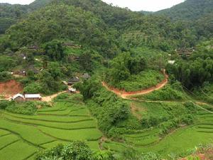 回麻河村-村寨遠景