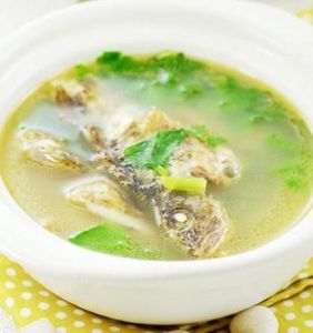 芫荽豆腐魚湯