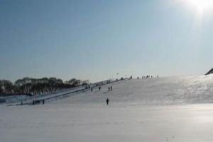 集發滑雪場