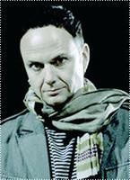 吉他手:Paul Landers