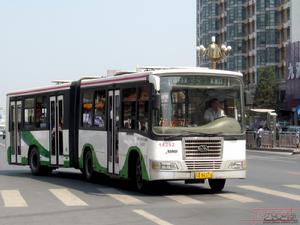 357路原配車——京華巡洋艦14252