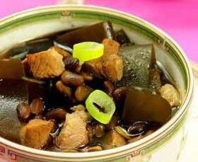 黑豆海帶肉丁湯