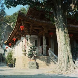 萬石蓮寺