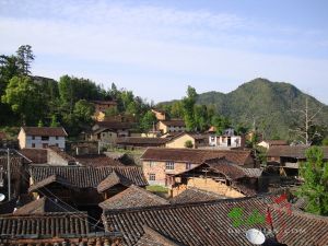 葛山村[浙江省鍾管鎮下轄村]