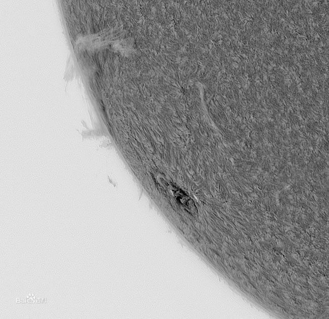 由天文愛好者拍攝的太陽黑子照片