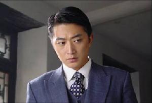 邵峰飾演曾佐