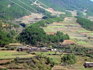 東伙山村