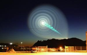2009年12月9日，挪威北部天空突然出現藍色漩渦狀光圈
