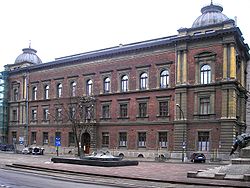 1979年，克拉科夫美術學院被冠上馬特伊科的名字，他曾就任該校校長多年。