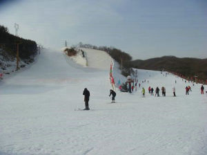 同泉溫泉滑雪場