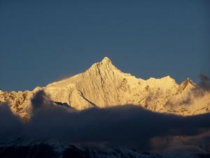 梅里雪山