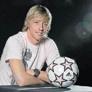 Guti (footballer)