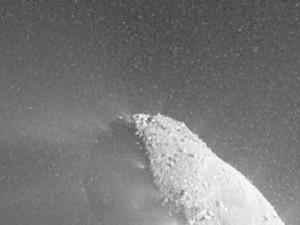 哈特利-2彗星彗核的一部分