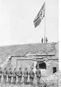 德軍戰旗於西盤半島升起