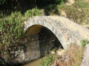 中山村[雲南省臨滄市雲縣大寨鎮下轄村]