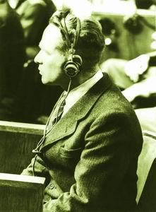 希特勒副手魯道夫·赫斯接受紐倫堡法庭審判