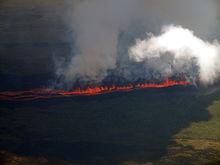 火山流出熔岩